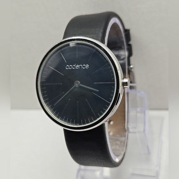 Cadence Watch Men 38mm Silver Tone Black Leather Band New Battery - Picture 2 of 11